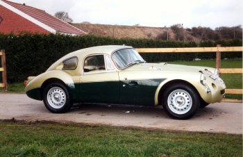 MGA SRX 210