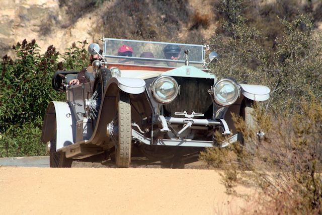 1914 RR on the way down the mountain, even on dirt a very quiet car!