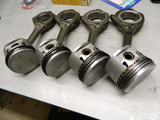 Pistons ready to install